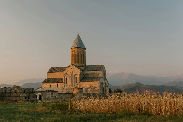 Ambrolauri